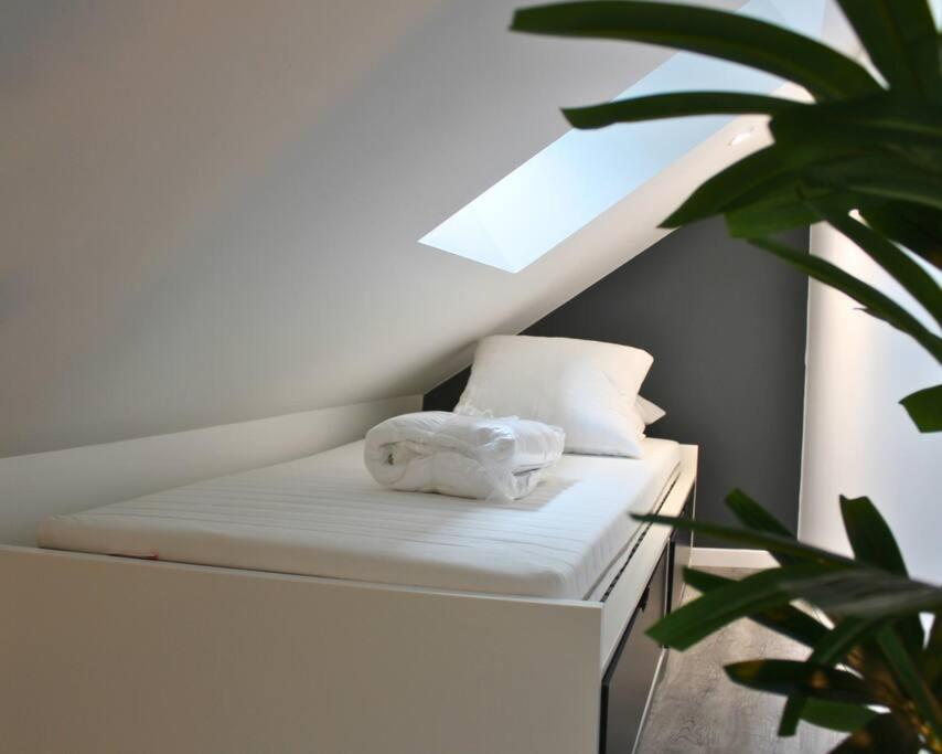 Ferienwohnung Yokohama, Duplex Avec Jardin Bourges Exterior foto